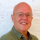 Tim Pierce headshot