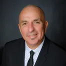 Ronnie Rios headshot